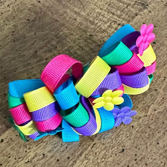 Handmade Girl's Barrette - Picture 5 of 5